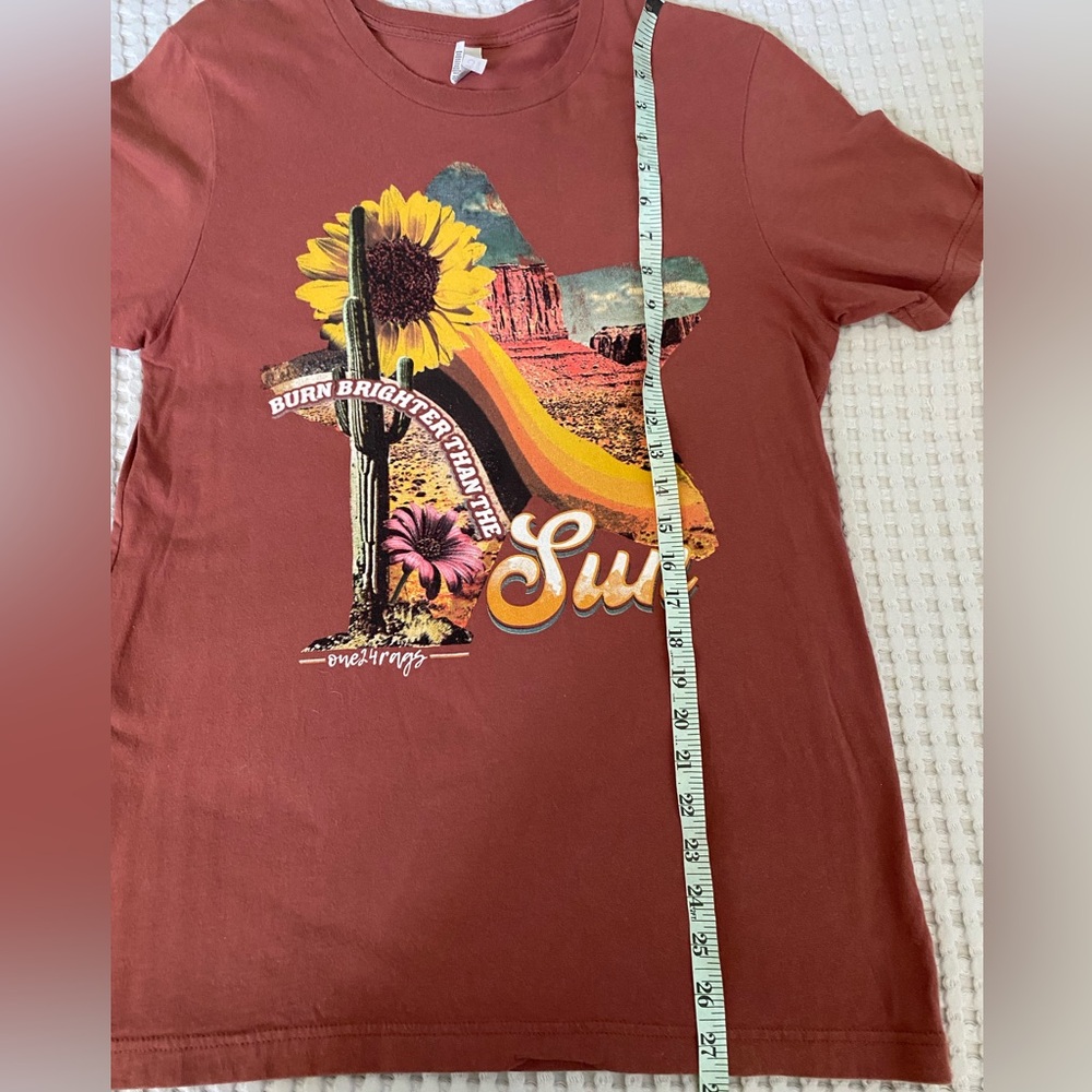 One24 Rags Bella Canvas Rust Sunflower Desert Graphic Tee Women Size M - Picture 3 of 6
